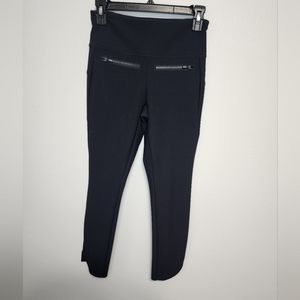 Athleta Stellar Crop Pant in black size xsp